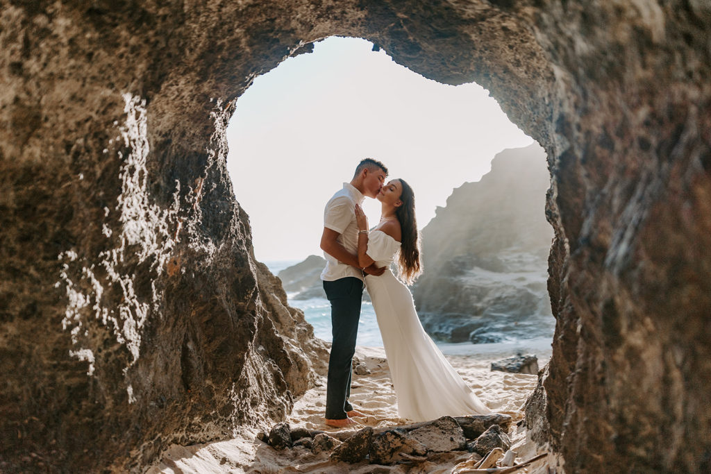 Honolulu Hawaii Beach Elopement Samantha Burke Photography