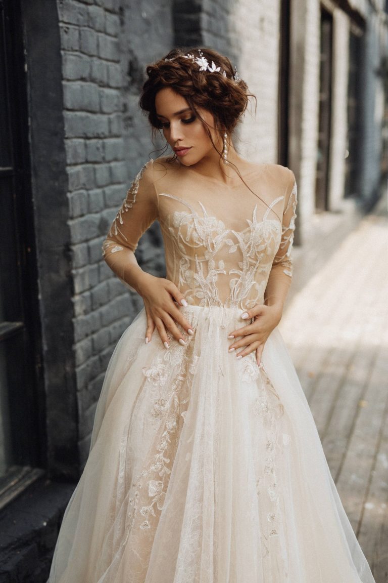8 Bridgerton Inspired Wedding Dresses for Your Fairytale Wedding Bridgerton Wedding Dress