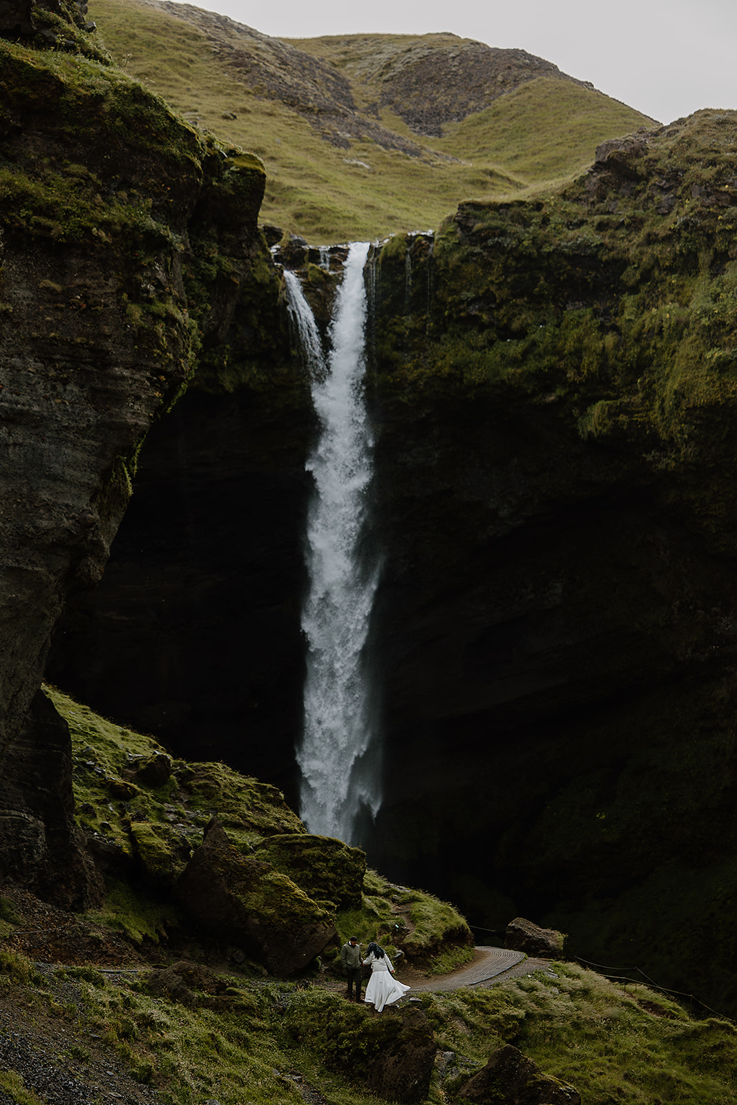 Kvernufoss iceland elopement