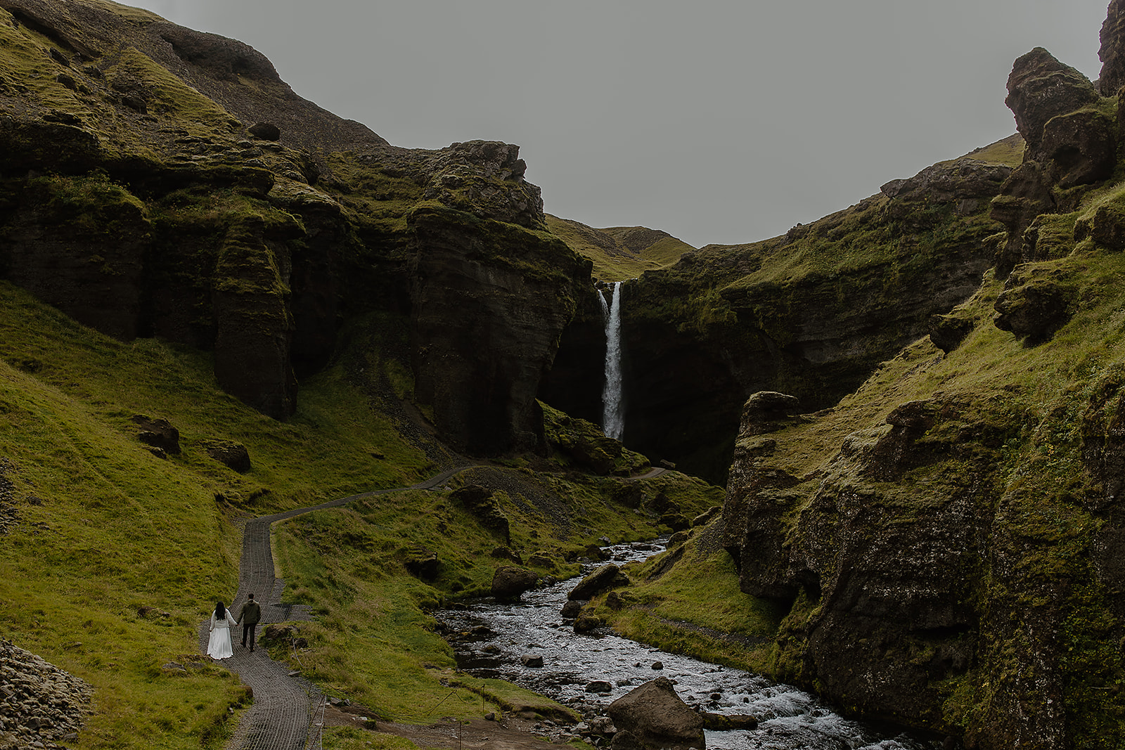 Kvernufoss iceland elopement