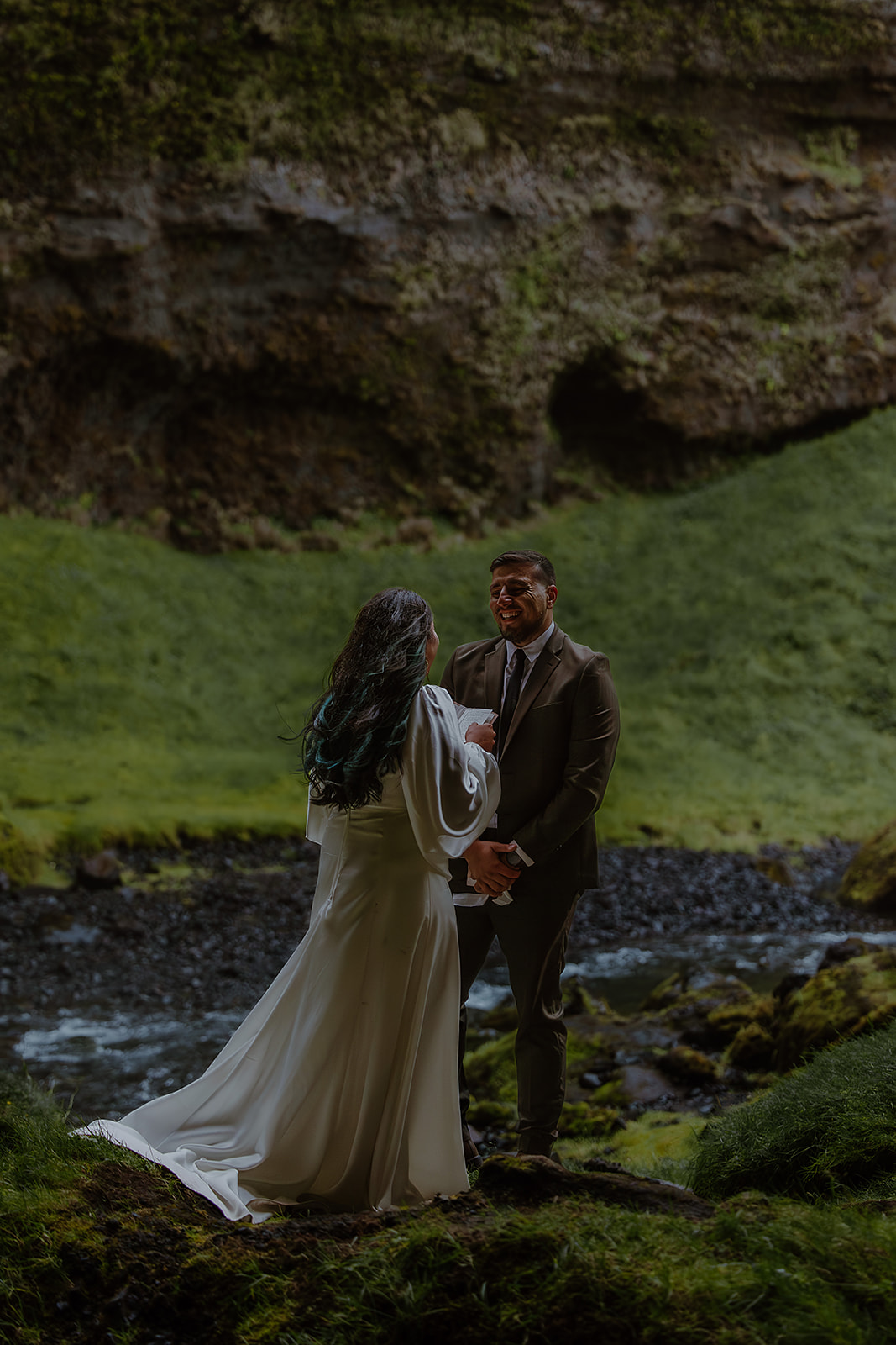 Kvernufoss iceland elopement